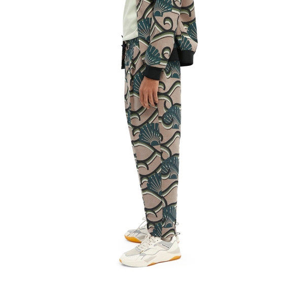 Scotch & Soda Jacquard Shell Print Bomber Jacket and Joggers Set - Picture 2 of 10